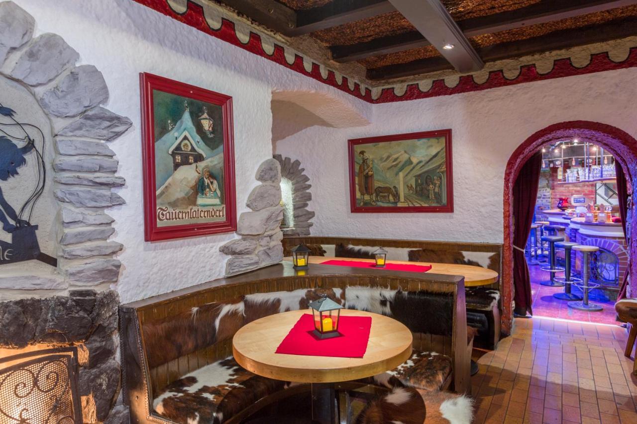 Party Hotel Taverne Обертауэрн Экстерьер фото